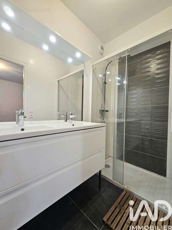 Photo 5 - Appartement à L'ISLE-ADAM