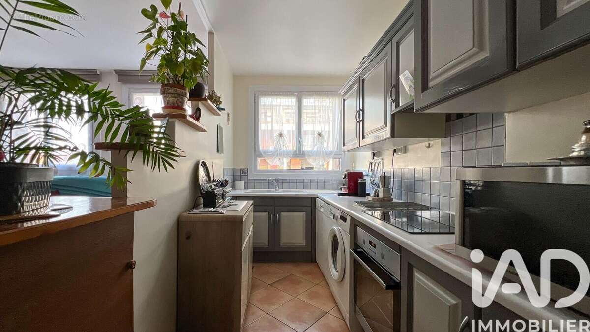 Photo 9 - Appartement à FONTENAY-SOUS-BOIS