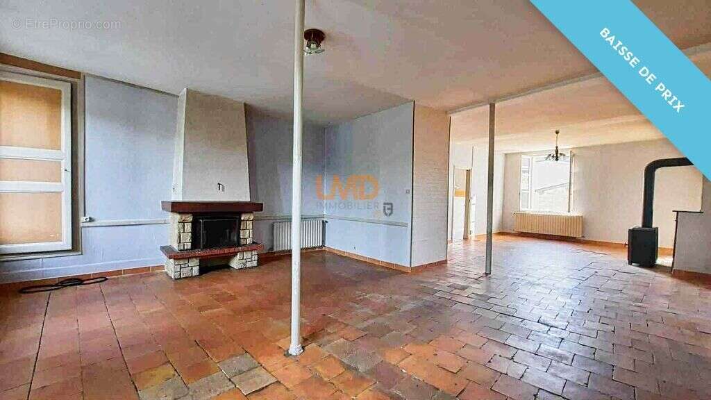 Maison à PRUNAY-CASSEREAU