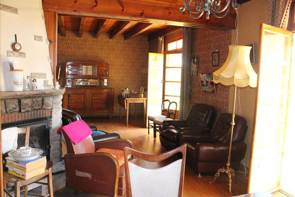 Maison à GRANDRIEU