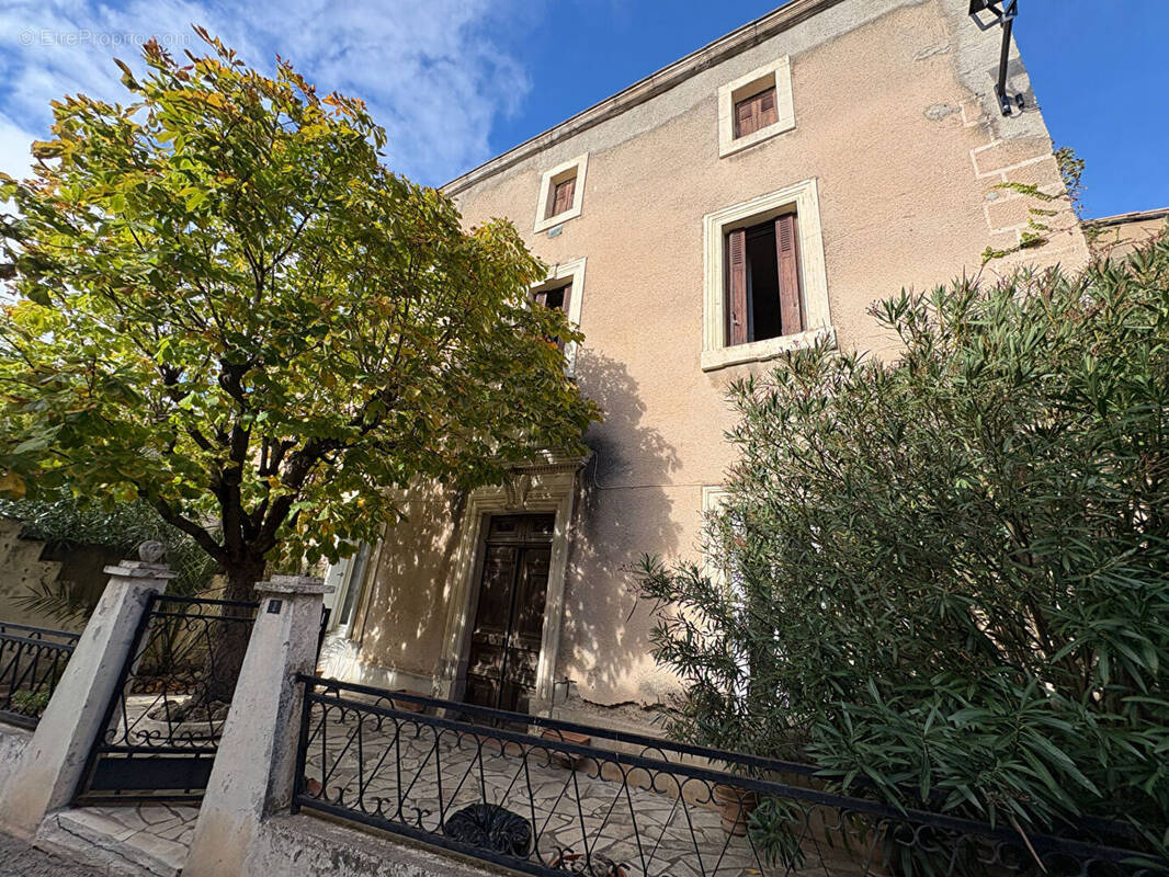 Maison à LEZIGNAN-CORBIERES