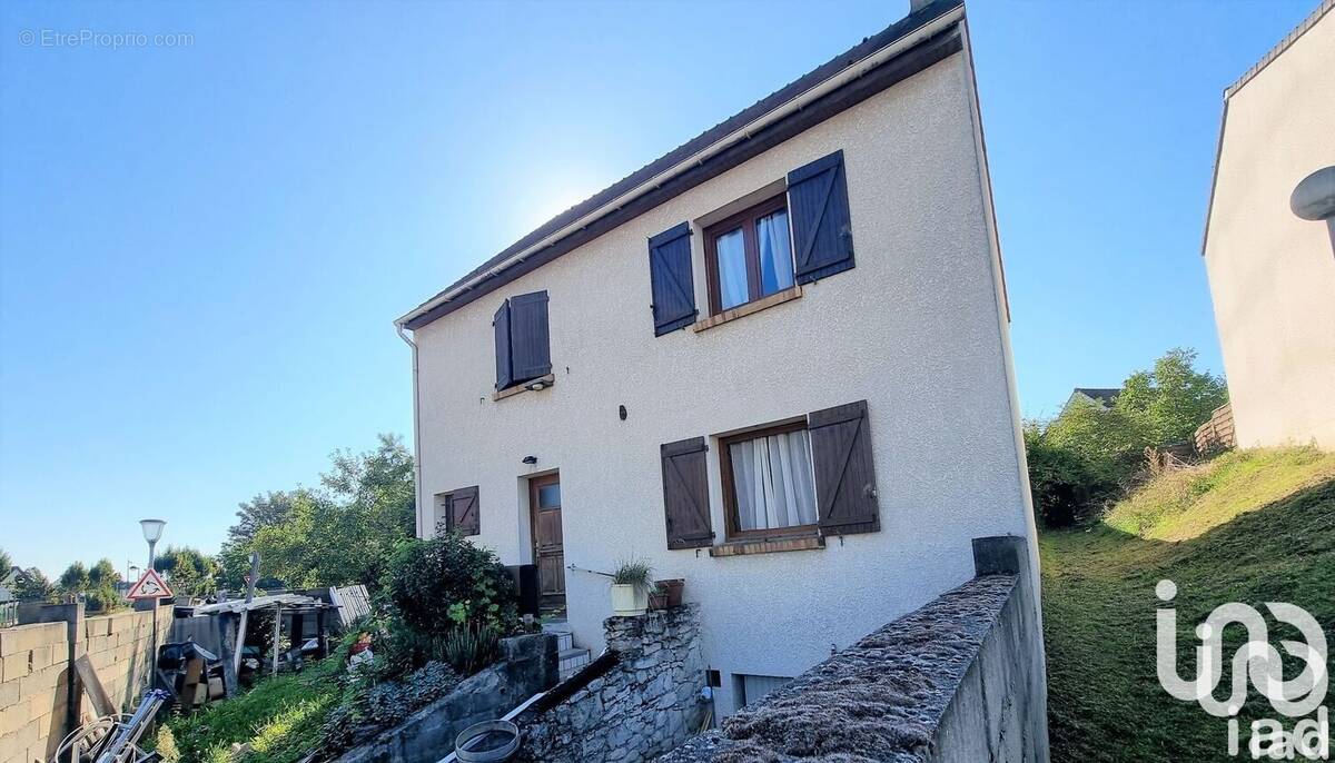 Photo 1 - Maison à PIERRELAYE