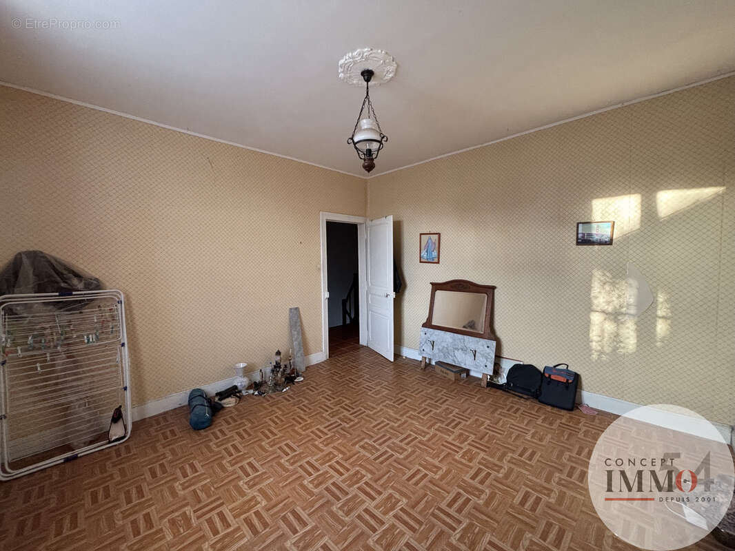 Maison à TOUL