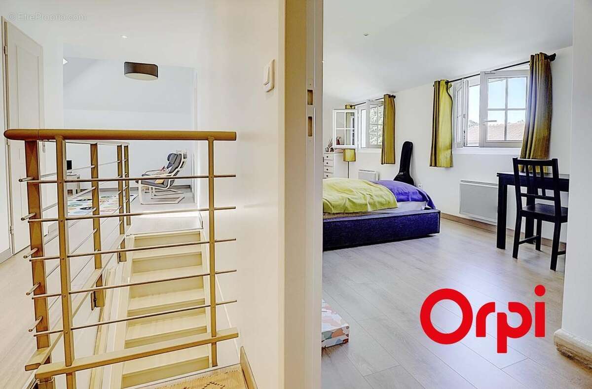 Maison à CAILLOUX-SUR-FONTAINES