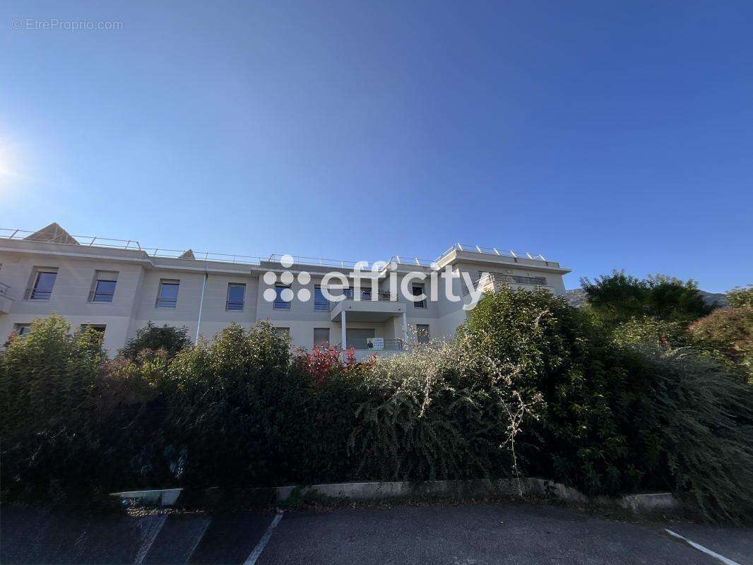 Appartement à SOYONS