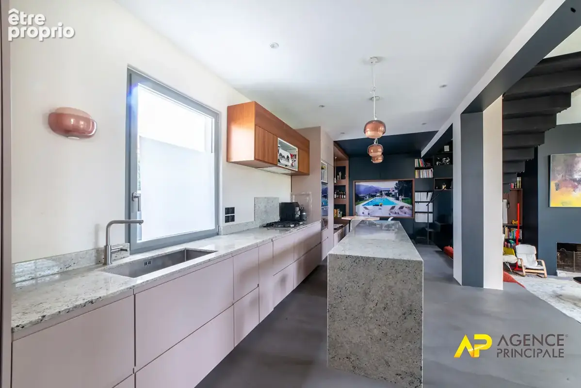 Maison de prestige à vendre à Colombes - 6 pièces, 136 m², jardin et stationnement - photo 9