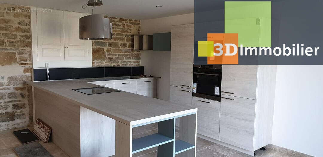 Maison à LONS-LE-SAUNIER