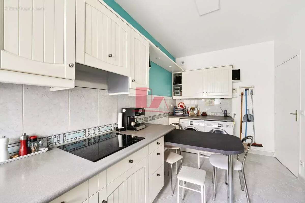Appartement à ISSY-LES-MOULINEAUX