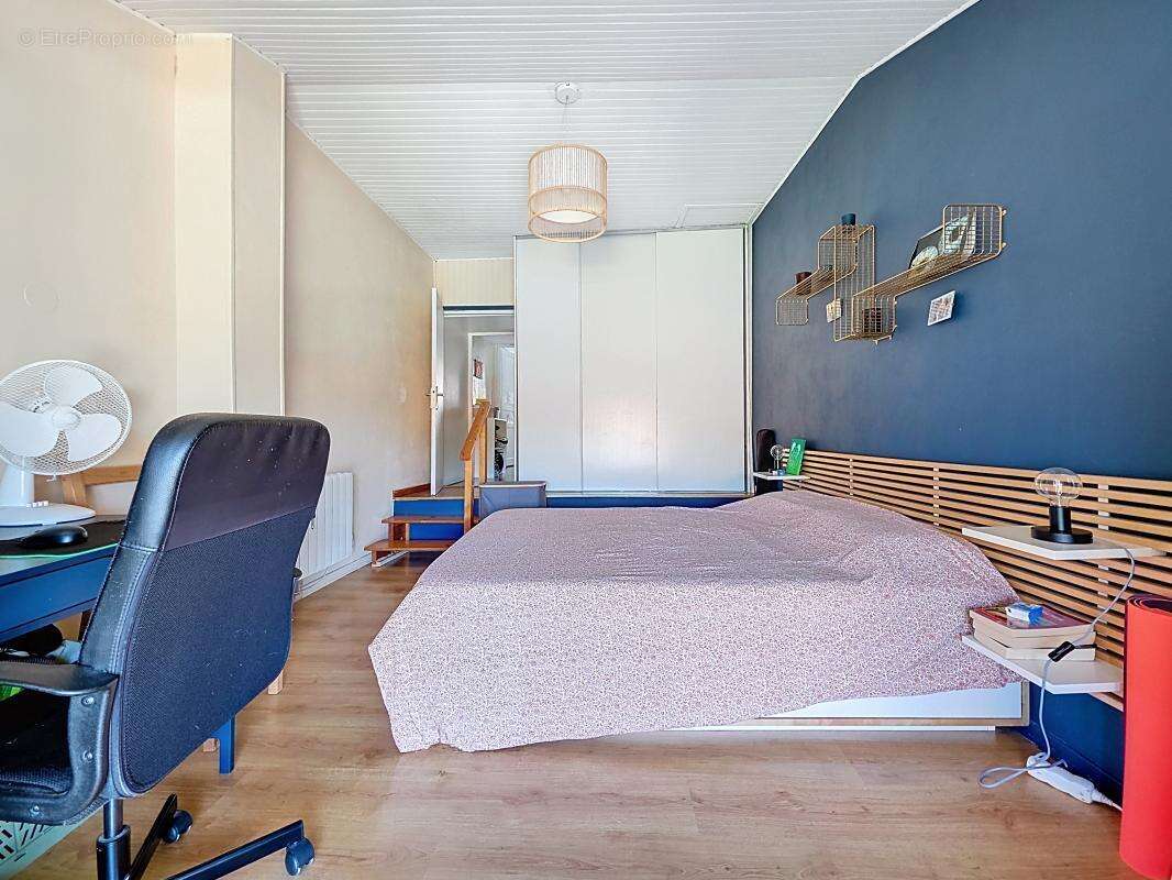 Maison à SAINT-GEORGES-D&#039;ESPERANCHE