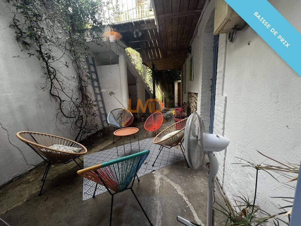 Maison à DECAZEVILLE