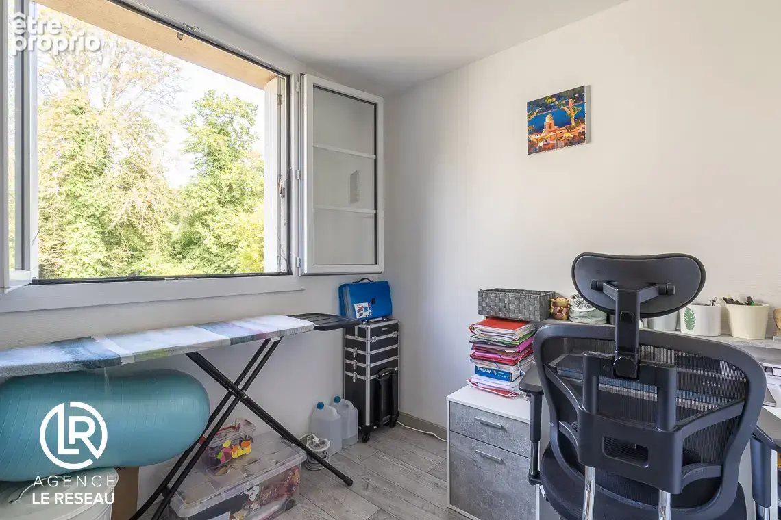 4 pièces 75m2 au calme absolu situé rue de Bretagne - photo 6