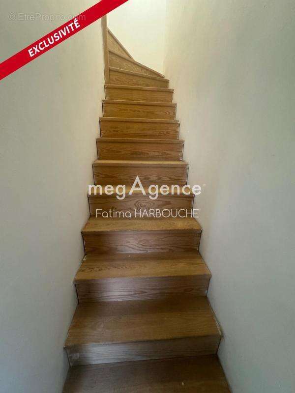 Appartement à LE CHAMBON-FEUGEROLLES