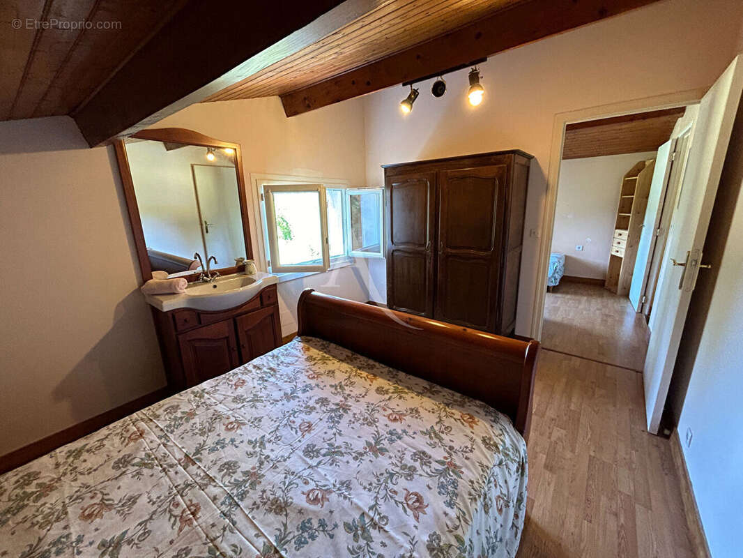 Maison Nieul Les Saintes 4 chambres. - photo 11