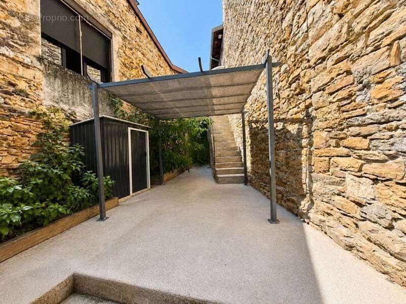 Maison à LAGNIEU