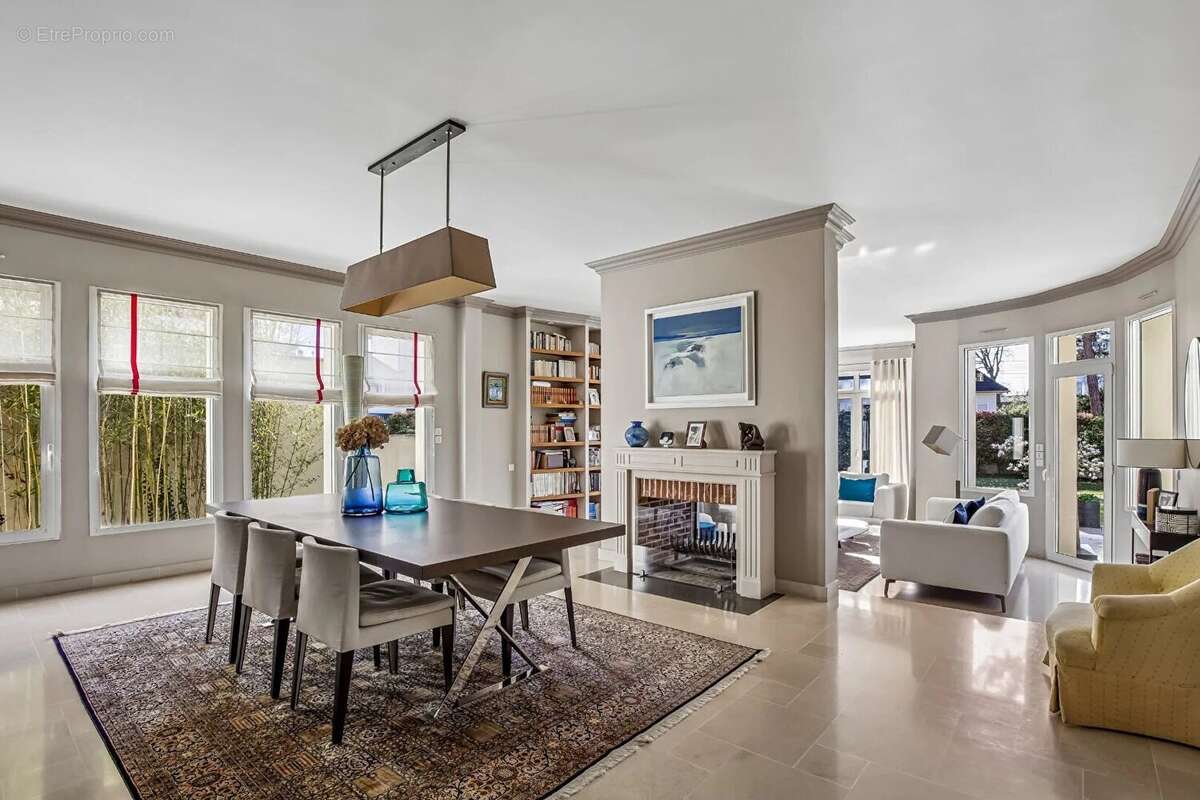 Le vesinet 4 min rer, propriete contemporaine 256 m² - terrain 1202 m² - belles prestations - photo 2