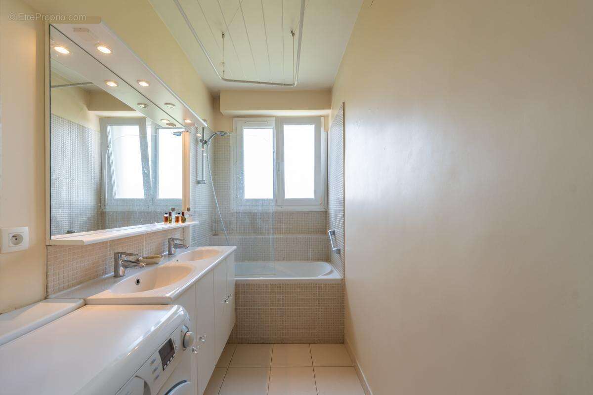 Appartement à SEVRES