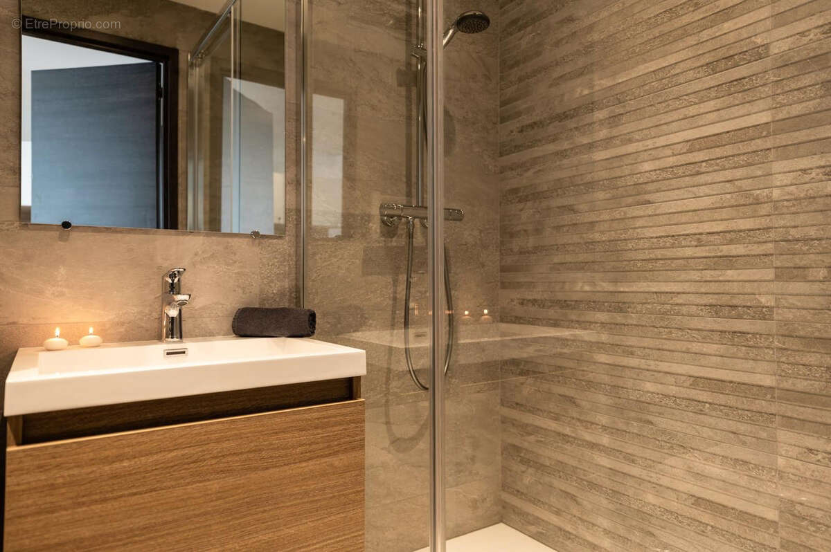 Appartement à DIVONNE-LES-BAINS