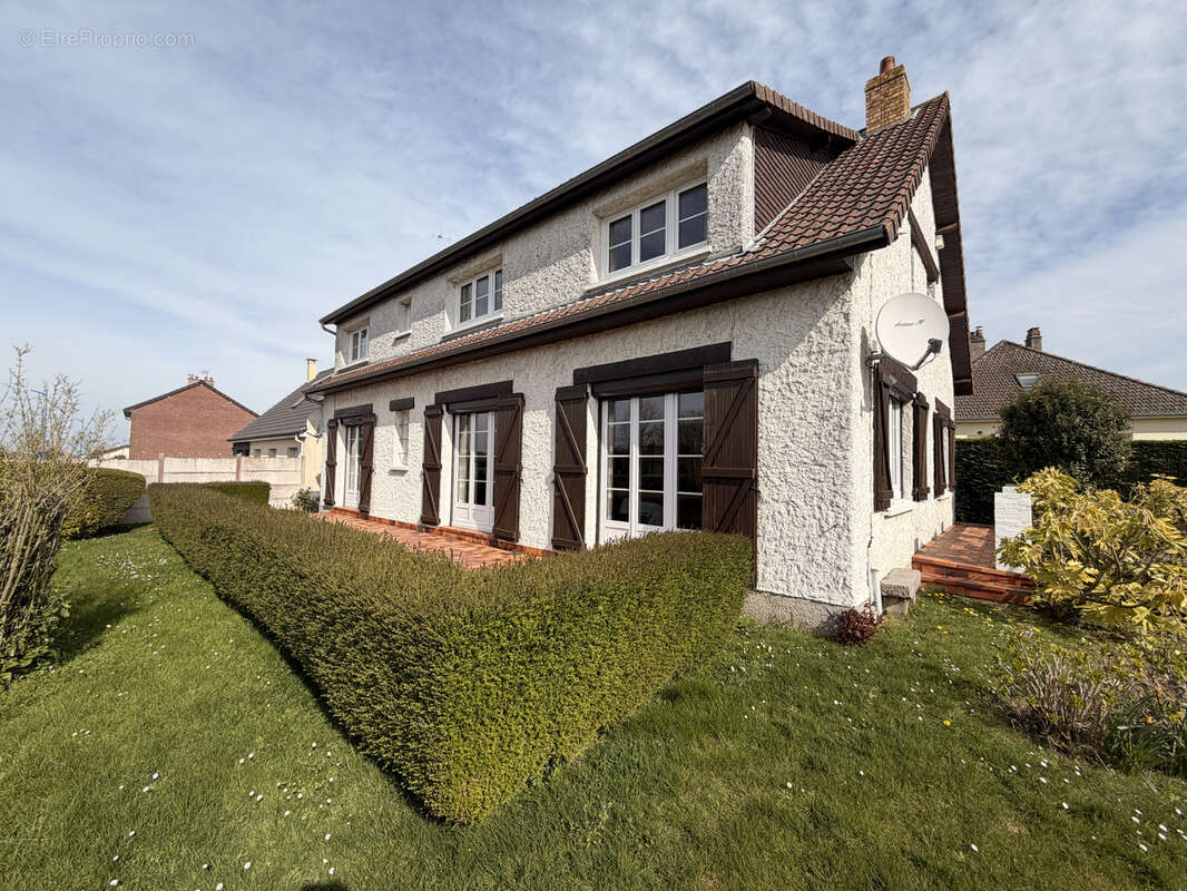 Maison à FRIAUCOURT