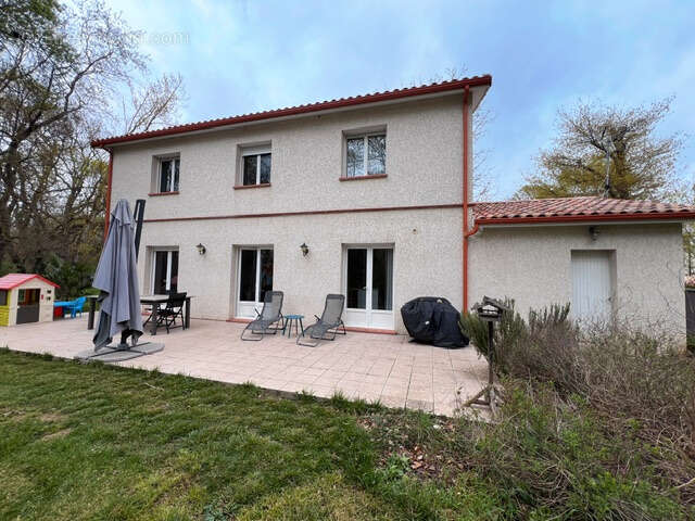 Maison à SAINT-LYS