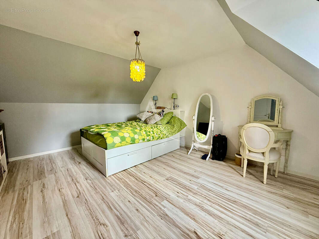 Maison familiale 144,50 m² À 5 minutes de Châteauneuf-en-Thymerais - photo 10