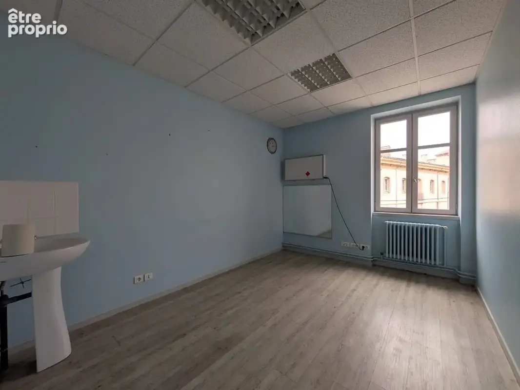 T3 65m2 centre ville tournon - photo 7