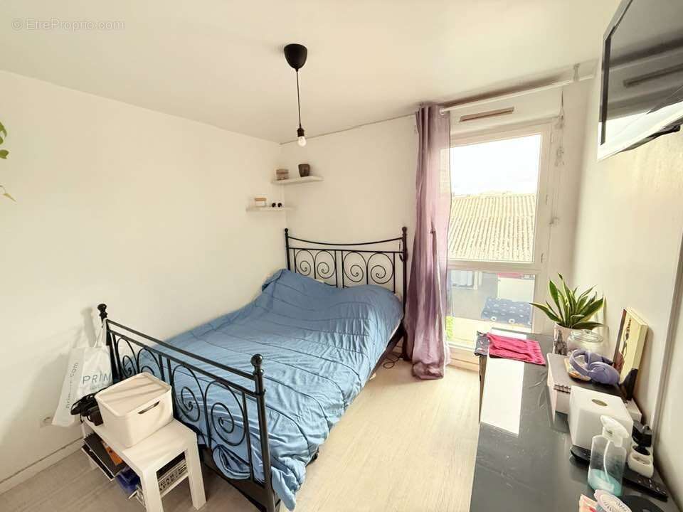 Appartement à LES PAVILLONS-SOUS-BOIS