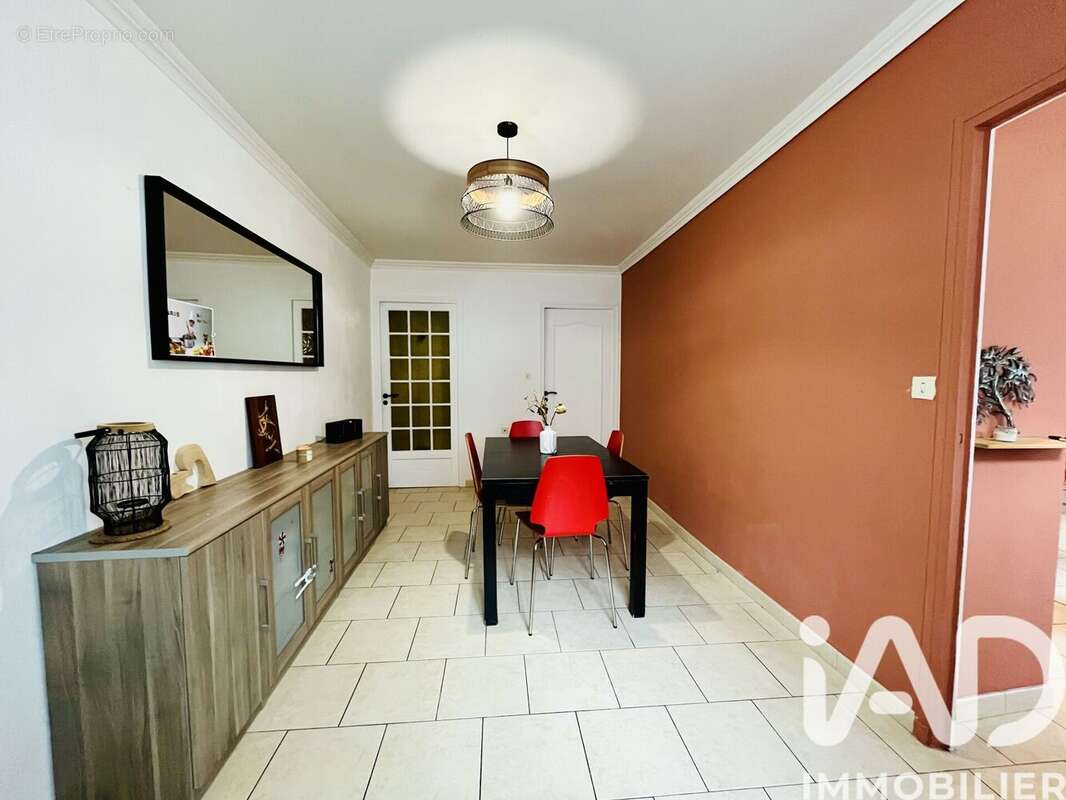Maison 174 m² à Saint-Martin-D'ardeche  - photo 6