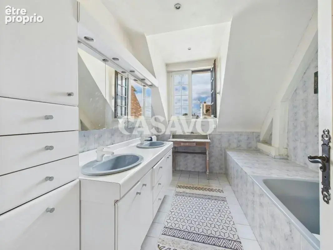 Vente Maison 8 pièces de 200m² - 95100 Argenteuil - photo 11