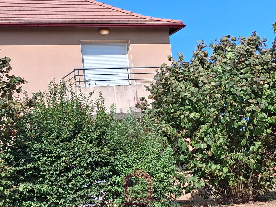 Appartement à PRAYSSAC