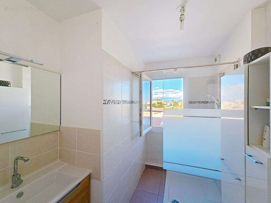 Appartement à LA GARDE