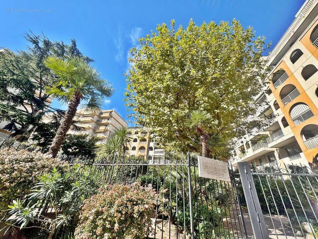   - Appartement à NICE