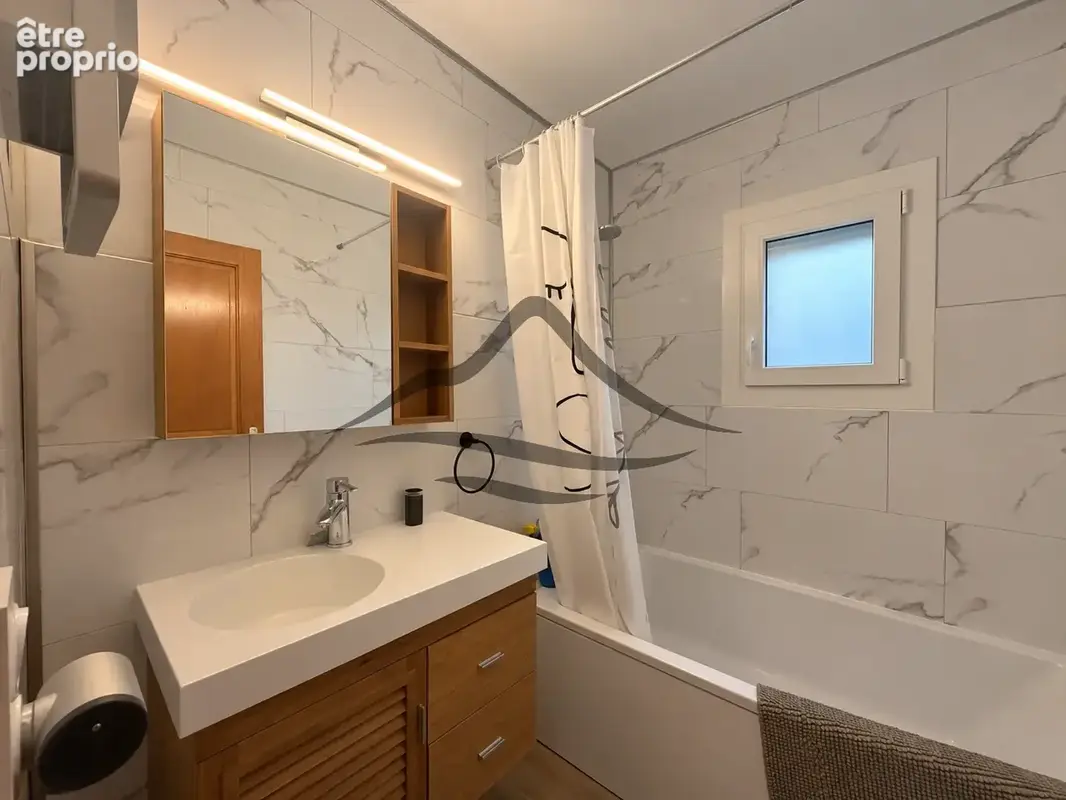 En nouveauté - Appartement T5  avec jardin privatif - Entrelacs - photo 5