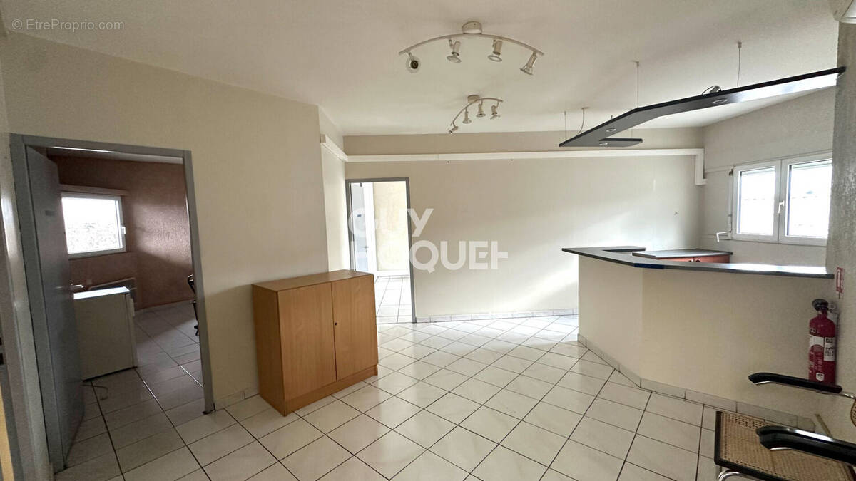 Commerce à CABESTANY