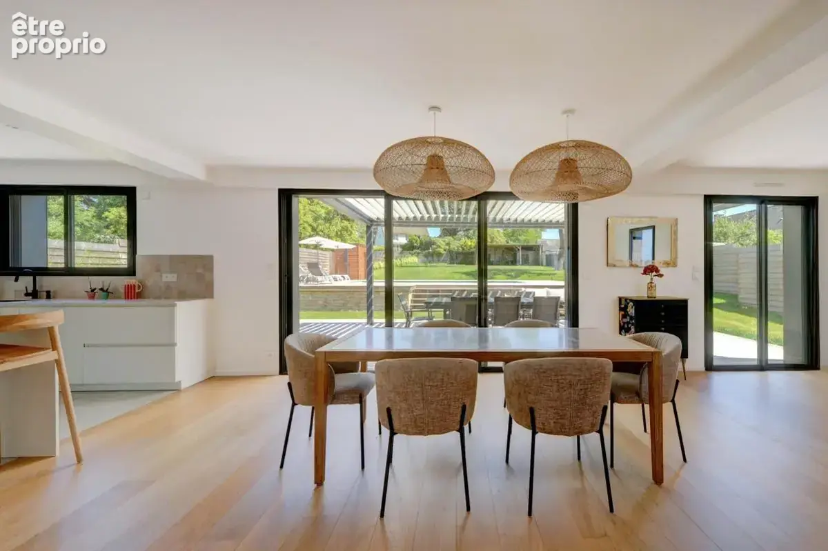Propriete d'exception 218 m2 sur jardin de 1 500 m2 - photo 5