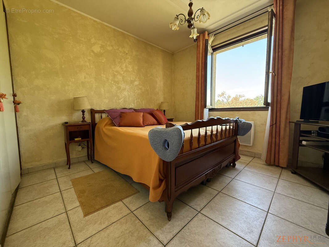 Maison à CIVRIEUX-D&#039;AZERGUES