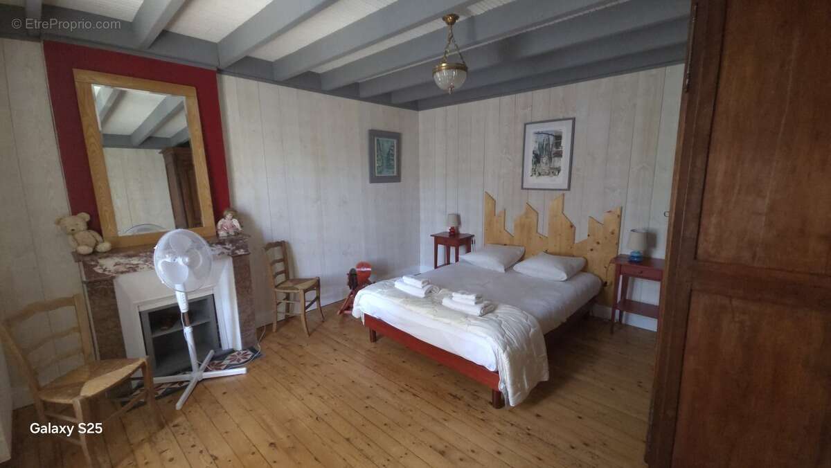Maison 230 m² à Mios  - photo 9