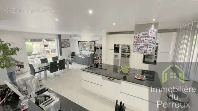 Maison familiale de 160 m2 ha avec piscine chauffée et sous- - photo 7