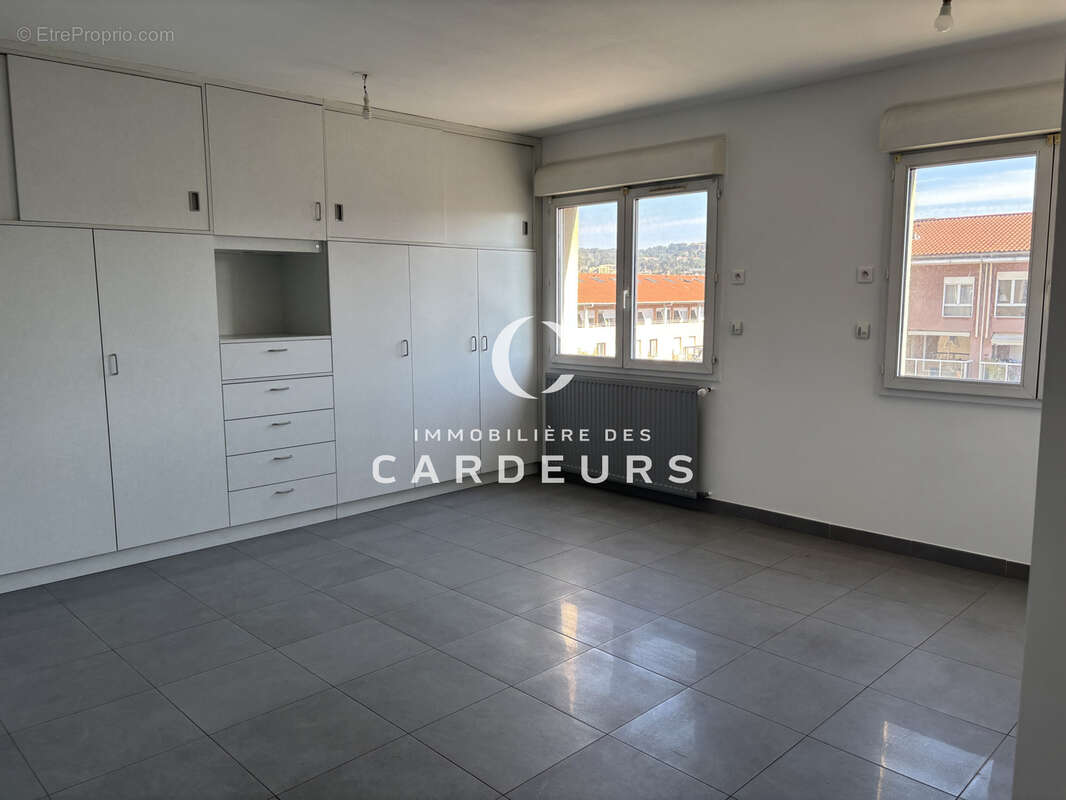 Appartement à AIX-EN-PROVENCE