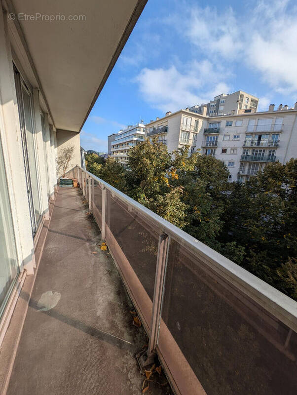 Appartement à PARIS-20E