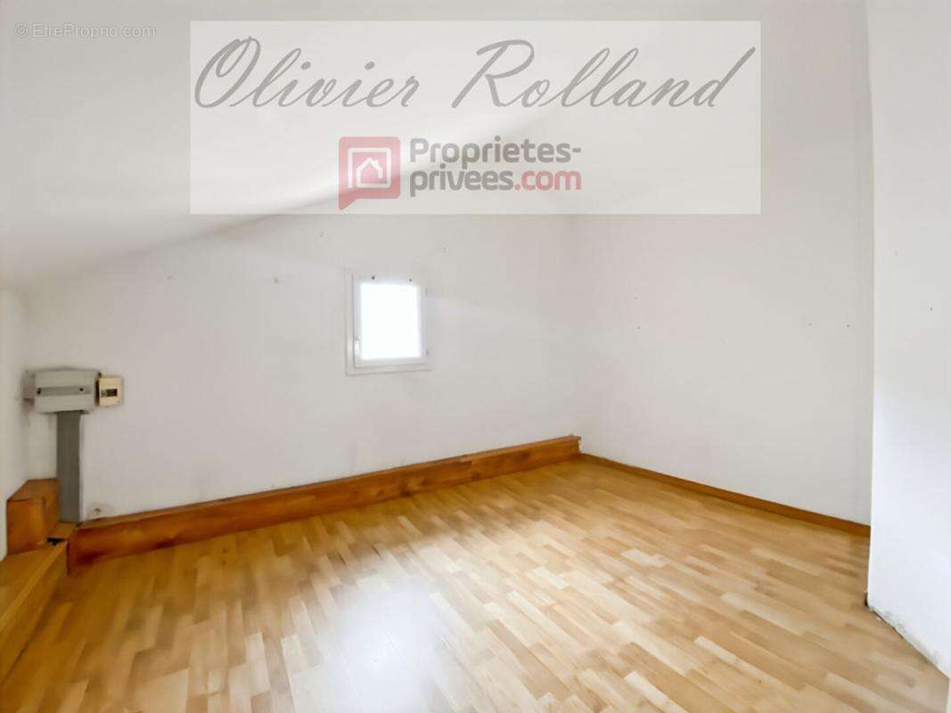 Maison à BEAULIEU-SUR-LAYON