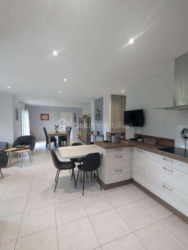 Maison à LA GUERCHE-DE-BRETAGNE