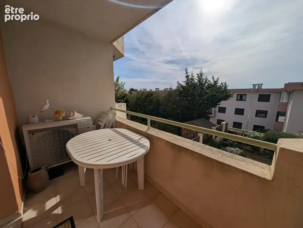 Rare à la vente   Appartement 102 m2 à 200 m de la mer, quartier des Lônes - photo 16