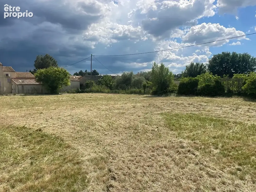 Terrain Caumont-sur-Durance 580.0 m² - photo 4