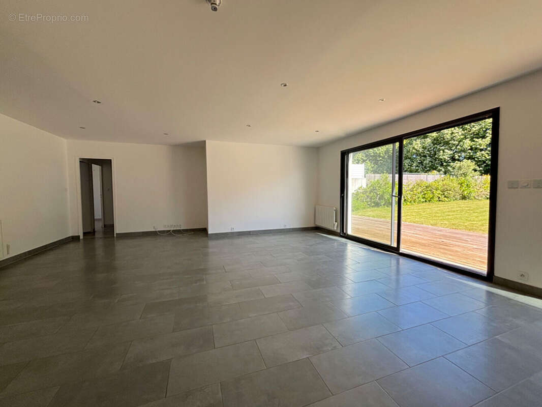 Maison récente 4 pièces à vendre à Arces, au calme dans un lotissement - photo 2