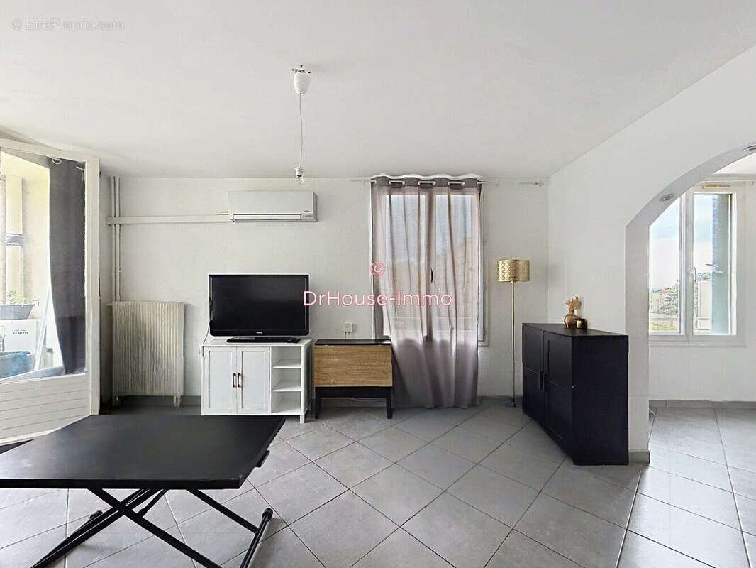 Appartement 66 m² à Vitrolles  - photo 27