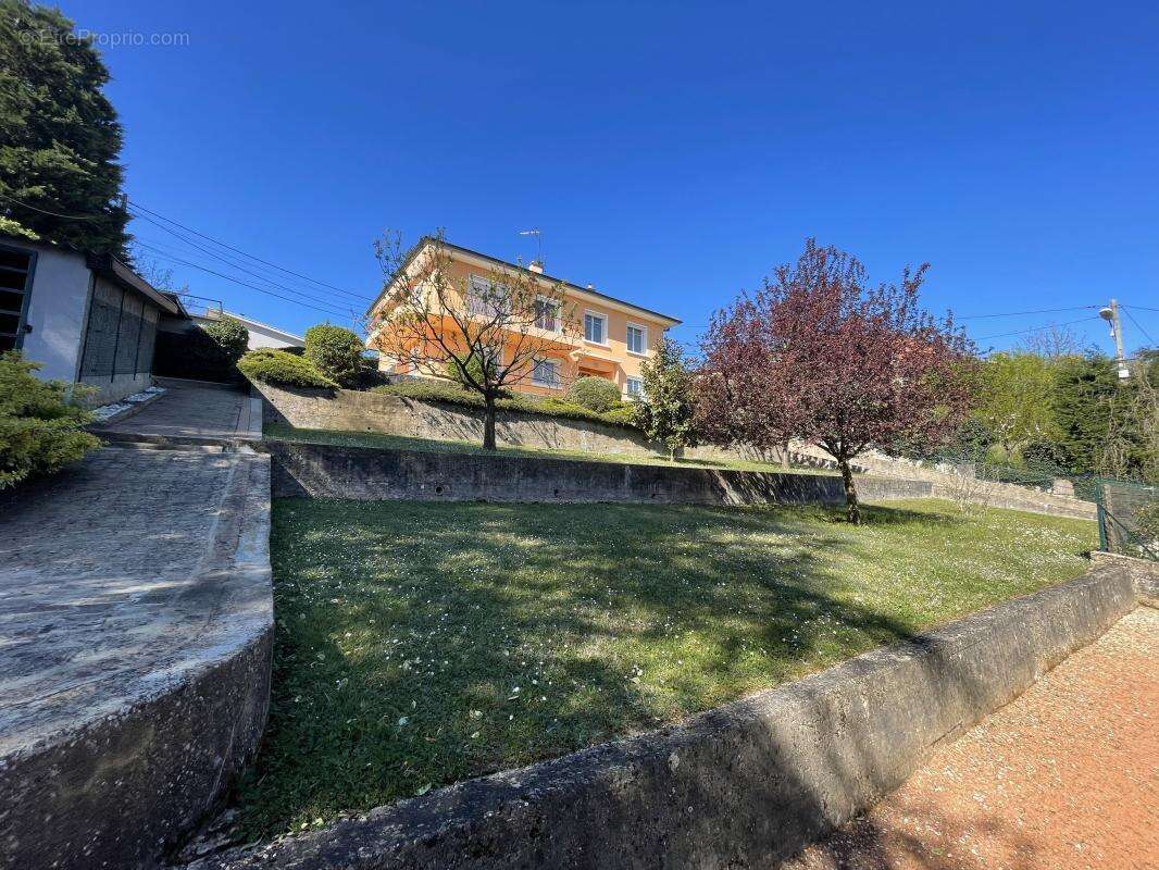 Maison à RILLIEUX-LA-PAPE