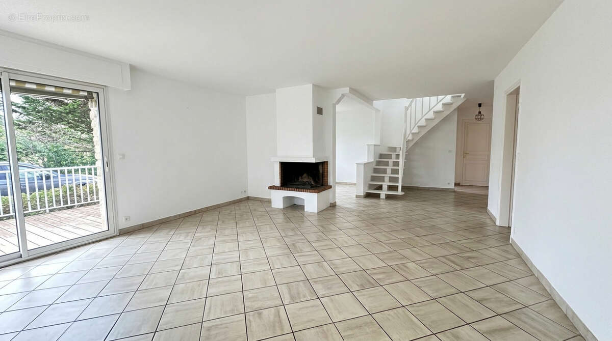Fouesnant, jolie maison de 3 chambres, au calme, en fond d'impasse. - photo 7