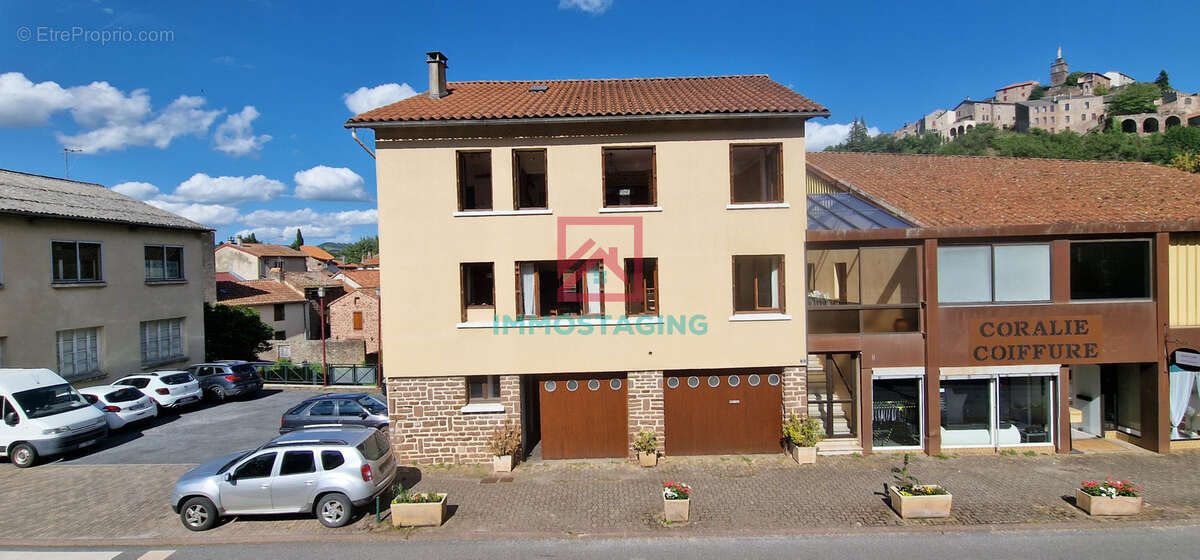 Maison à CAMARES