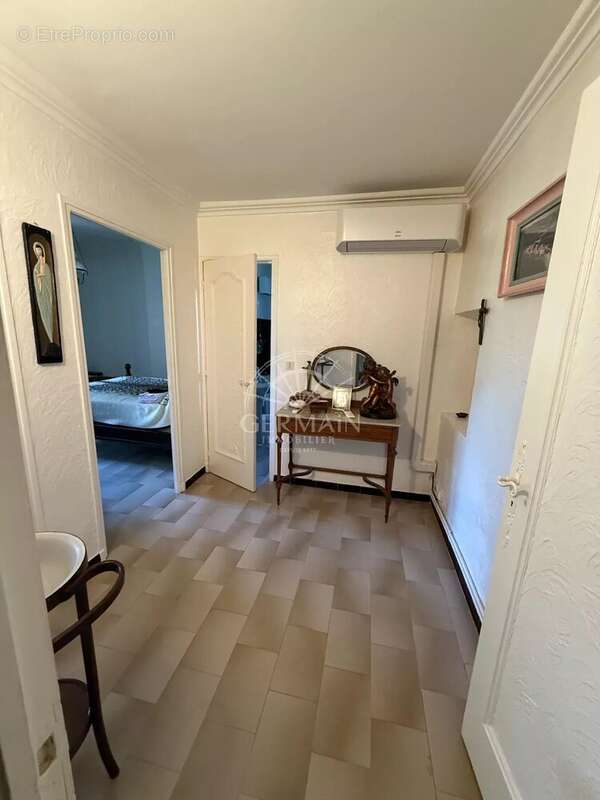 Maison à ROBION