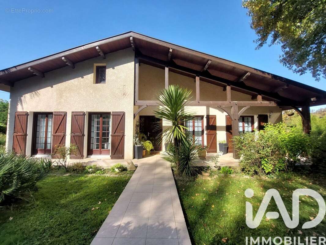 Photo 2 - Maison à SAINT-PANDELON